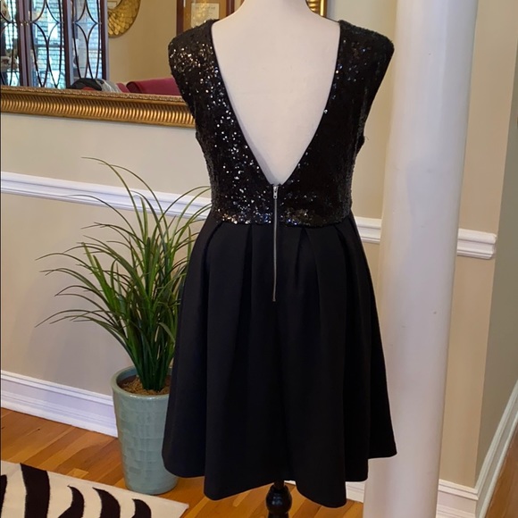 Pretty Little Black Dress! Sequined Top - Picture 4 of 4